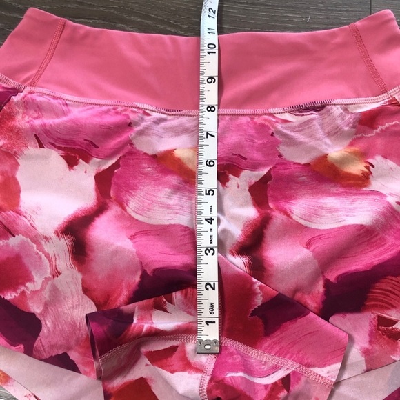 Athleta Pink Printed Run With It 3.5”  Athletic Running Shorts Womens Size XS - Picture 7 of 15